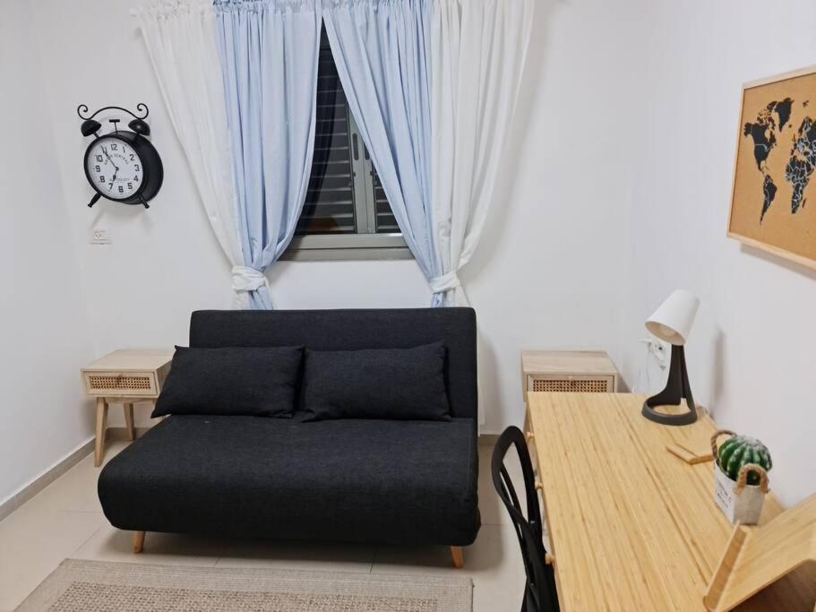 Ferienwohnung מרחק נגיעה בתקווה Petach Tikva Exterior foto